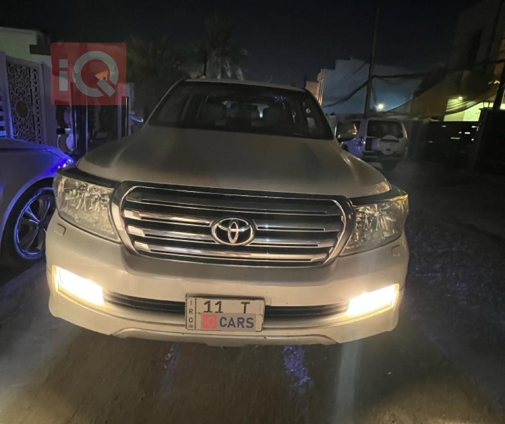 تويوتا لاندكروزر